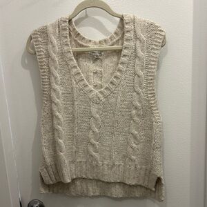 American Eagle Cable Knit Sweater Vest